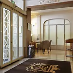 호텔 Royal Champs Elysees 파리