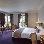 Royal Champs Elysees Отель Париж