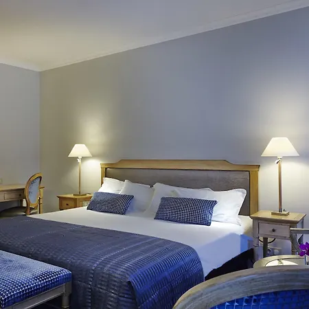Отель Royal Champs Elysees 4*