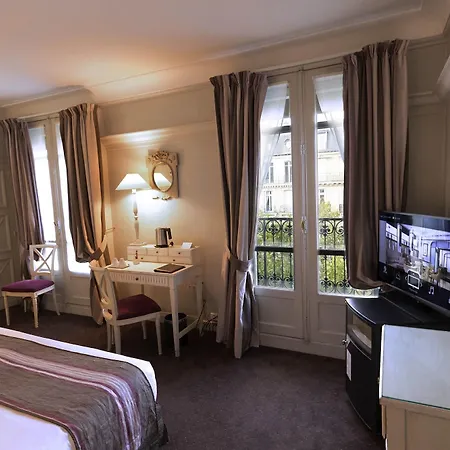 Royal Champs Elysees 巴黎