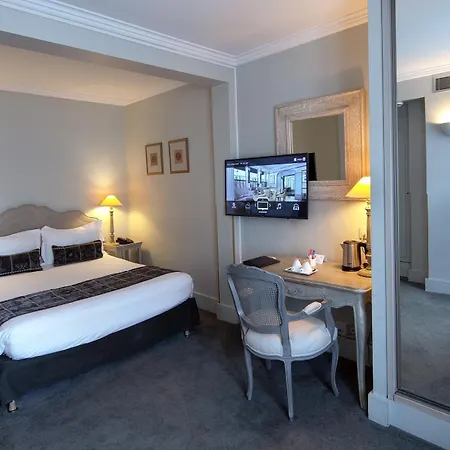 Отель Royal Champs Elysees Париж