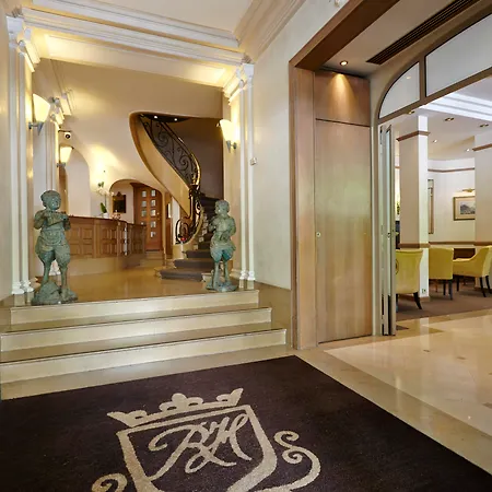 Royal Champs Elysees Отель 4*