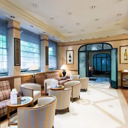 Hotel Royal Champs Elysees Paryż