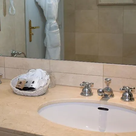 Royal Champs Elysees Отель 4*