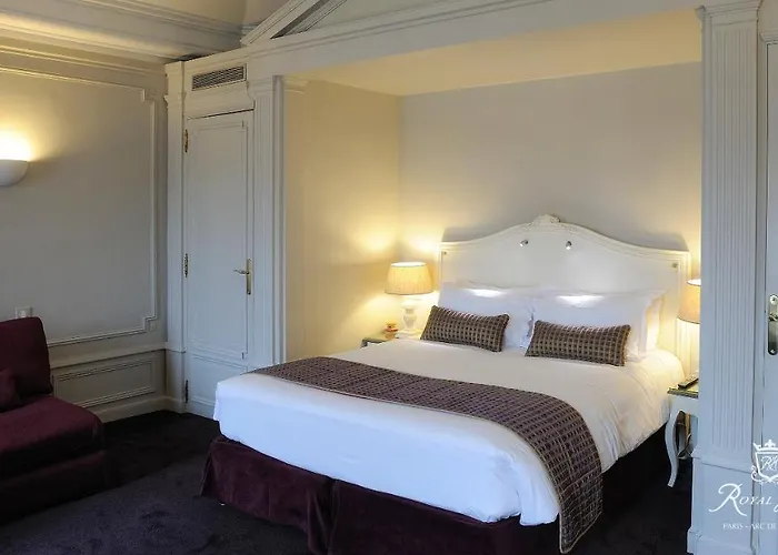 Royal Champs Elysees 4* Paris