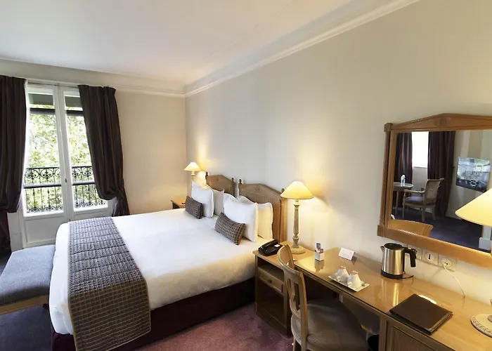 Royal Champs Elysees 4*