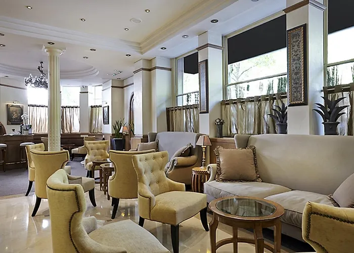 Hotel Royal Champs Elysees Parigi