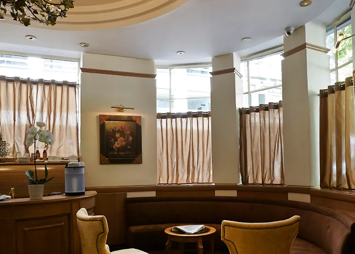 Royal Champs Elysees 4*