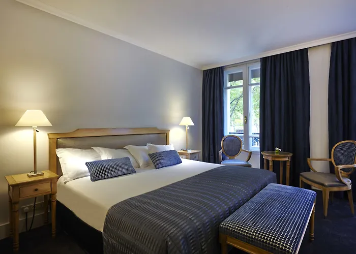 Royal Champs Elysees 4*