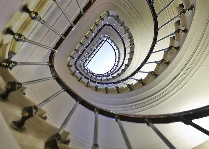 Hotel Royal Champs Elysees