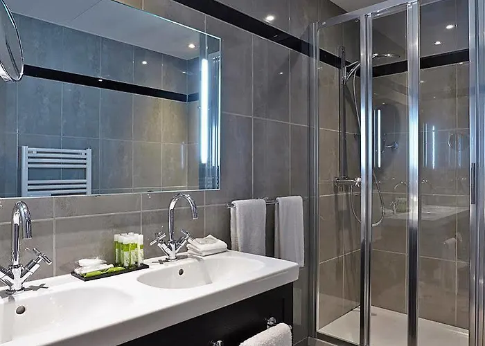 Royal Champs Elysees 4*