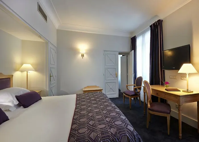 Royal Champs Elysees Hotel