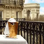 Royal Champs Elysees Hotel Parigi