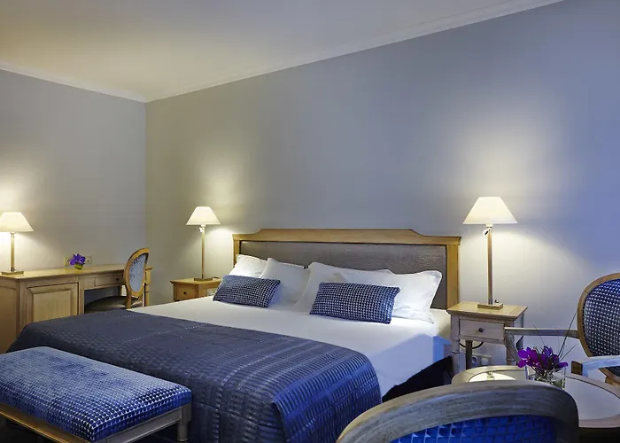 Szálloda Royal Champs Elysees 4*
