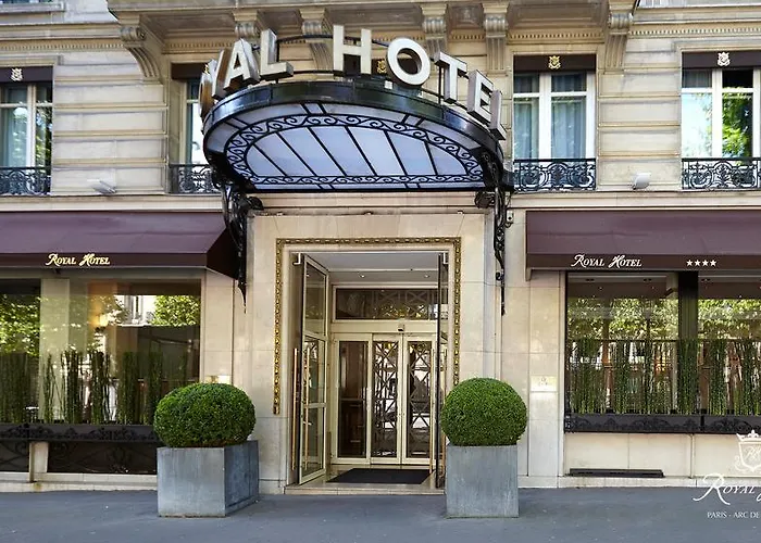 Royal Champs Elysees Szálloda 4*